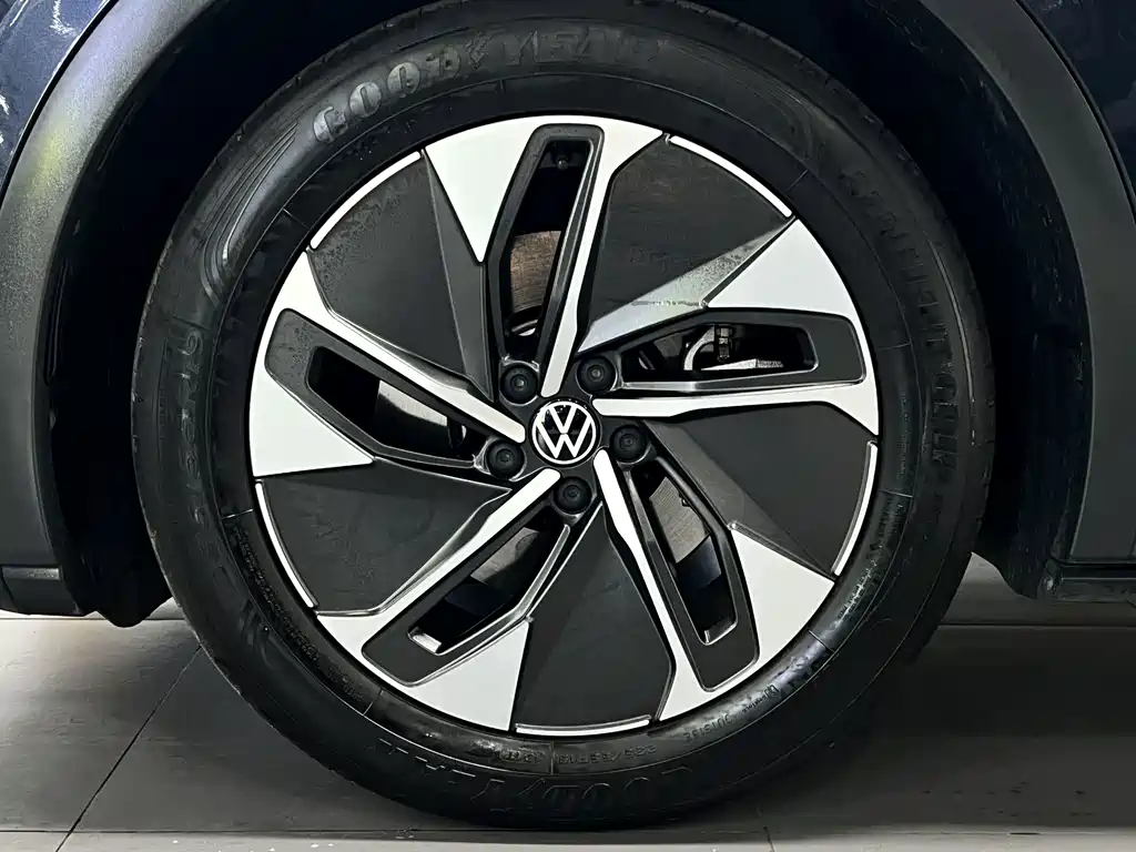 Volkswagen ID.4 Crozz — фото 27