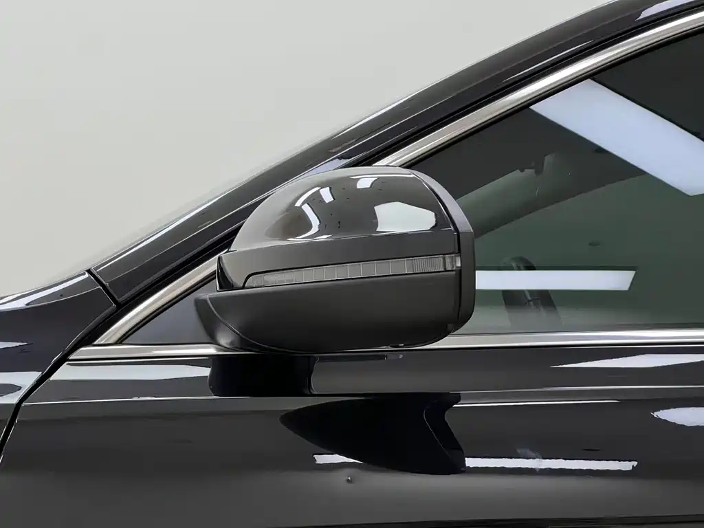 Volkswagen Passat — фото 14
