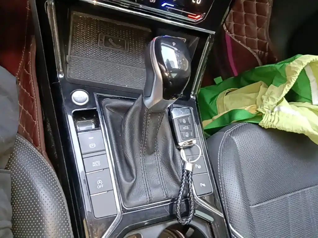Volkswagen Passat — фото 14