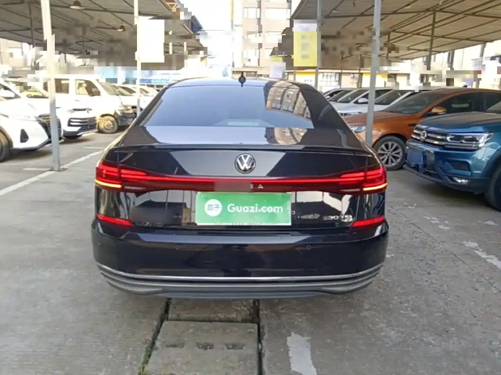 Volkswagen Passat — фото 6