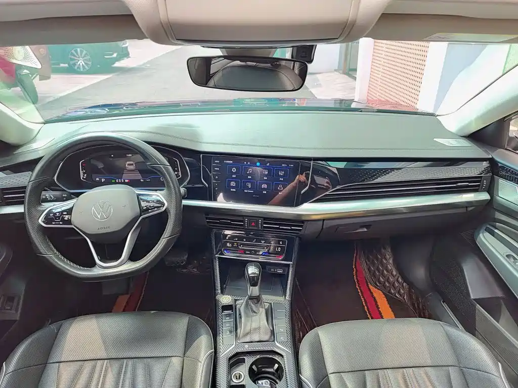 Volkswagen Passat — фото 10