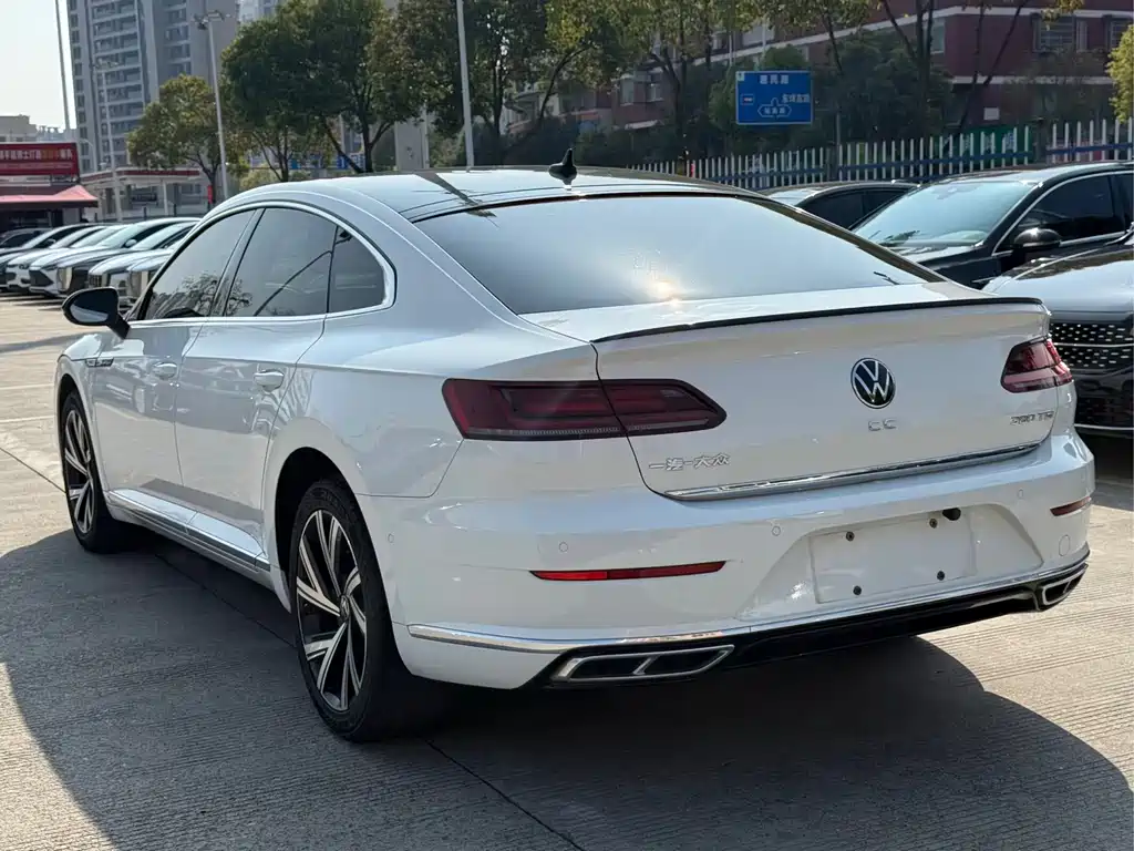 Volkswagen CC — фото 5