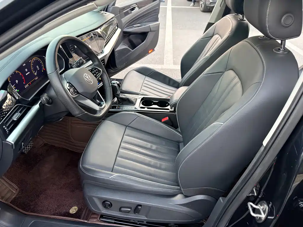 Volkswagen Passat — фото 8