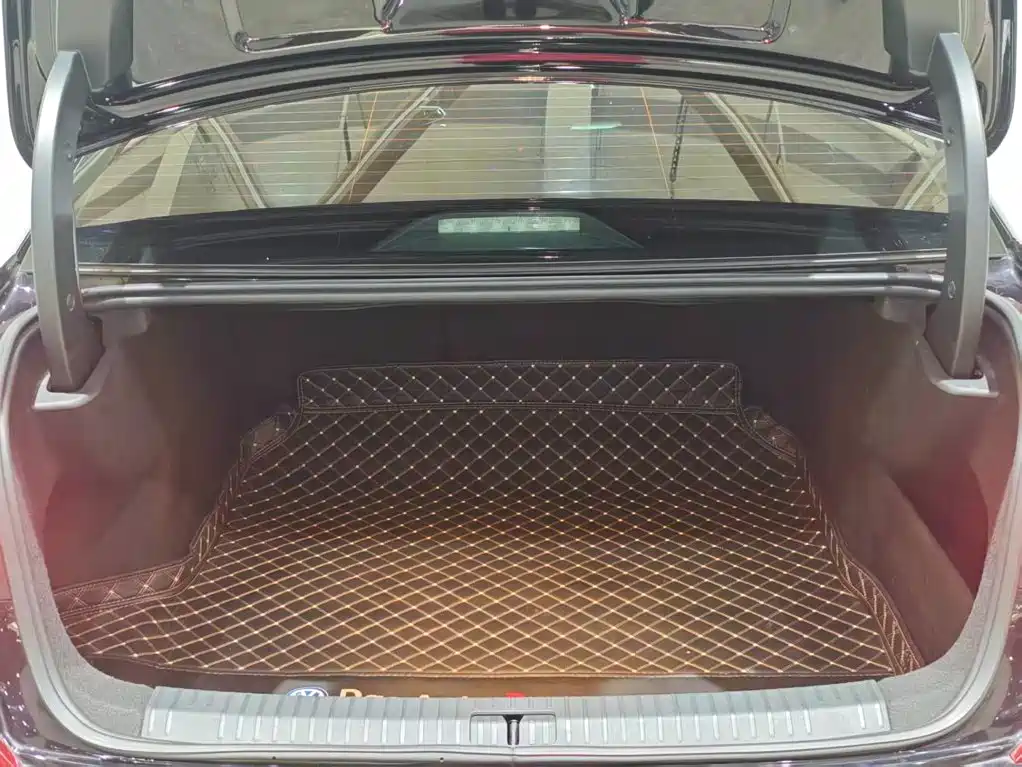 Volkswagen Passat — фото 27