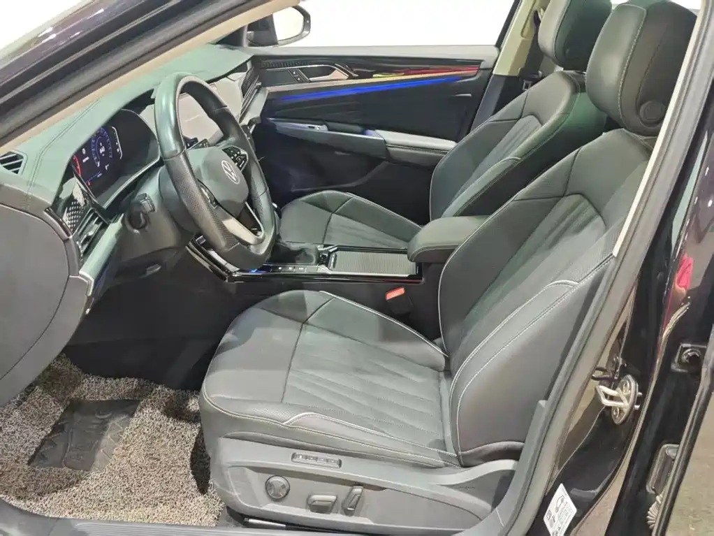 Volkswagen Passat — фото 10