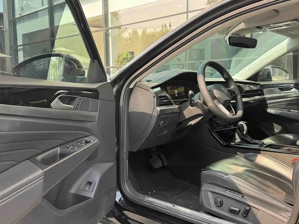 Volkswagen Passat — фото 3