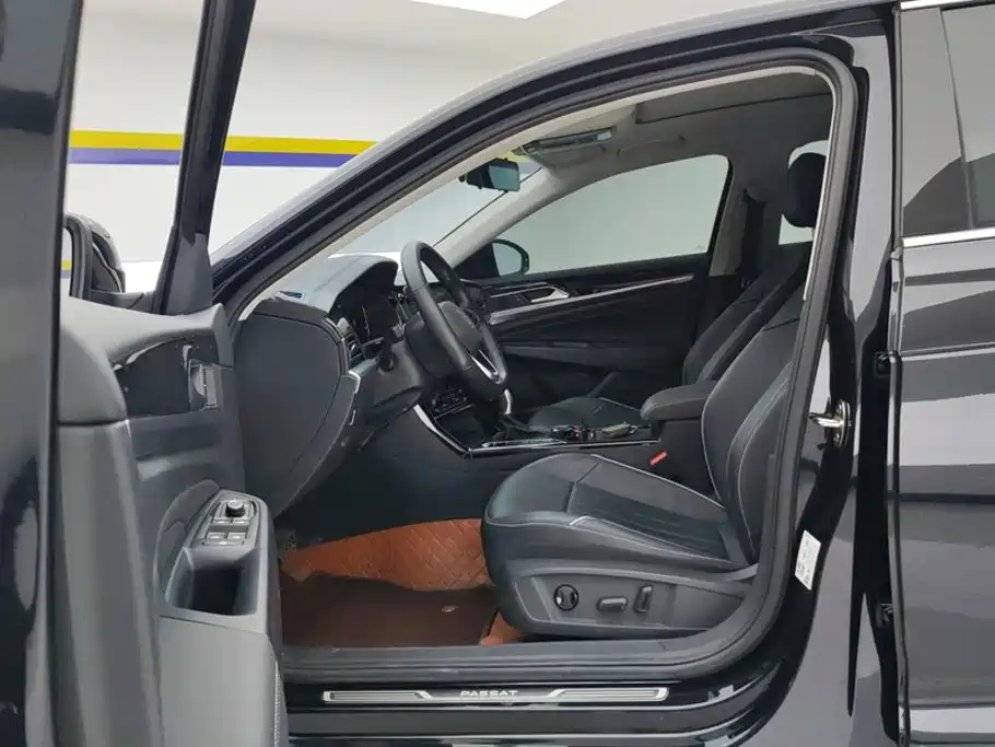 Volkswagen Passat — фото 9