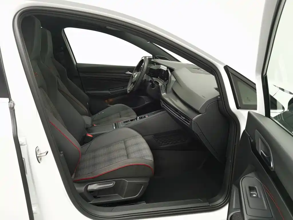Volkswagen Golf GTI — фото 23