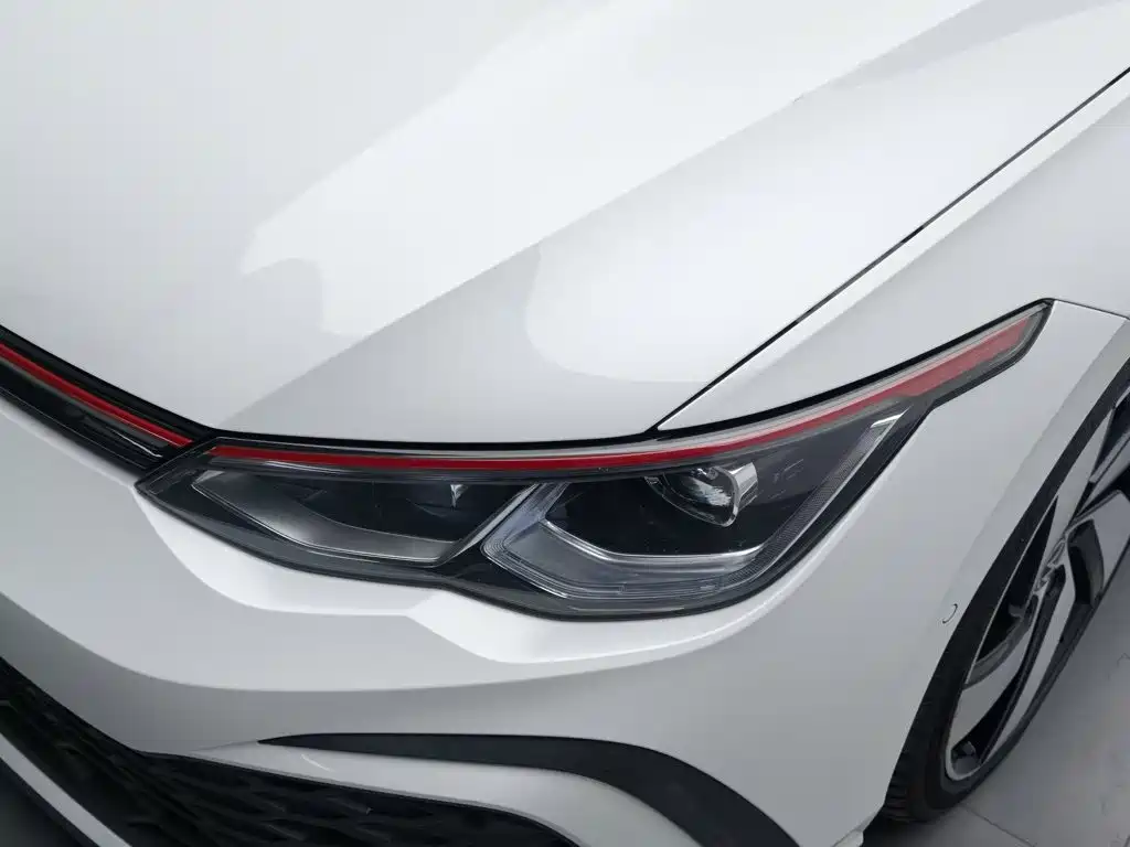 Volkswagen Golf GTI — фото 7