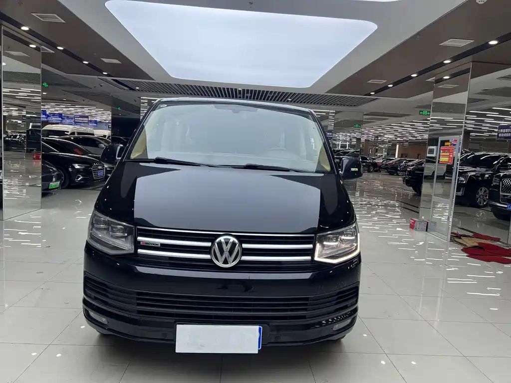 Volkswagen Caravelle — фото 2