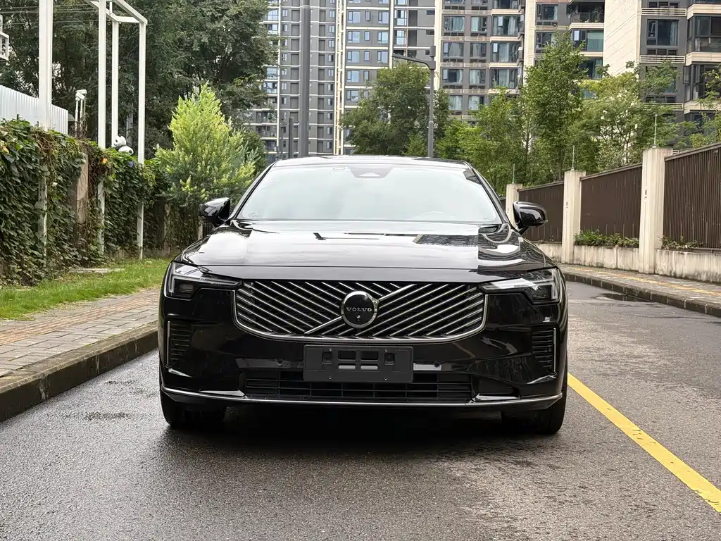 Volvo S90 — фото 2