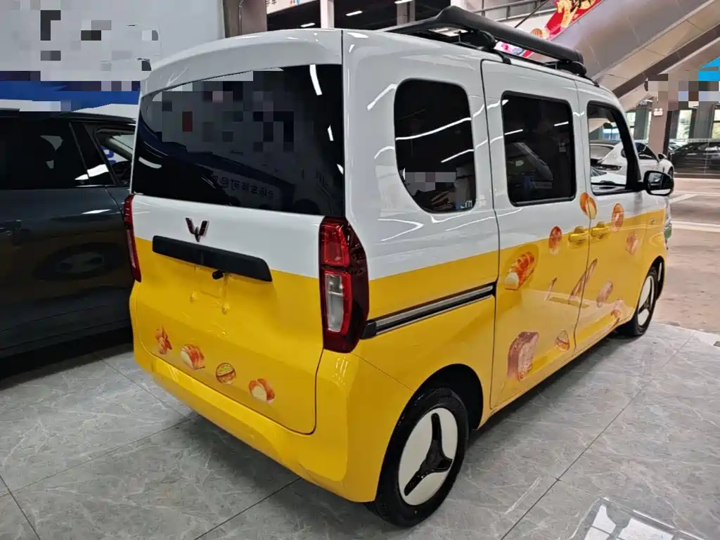 Wuling Zhiguang EV — фото 7