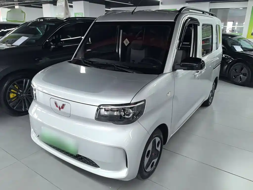Wuling Zhiguang EV — фото 2