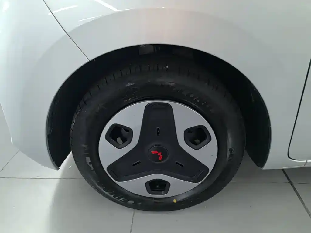 Wuling Zhiguang EV — фото 23