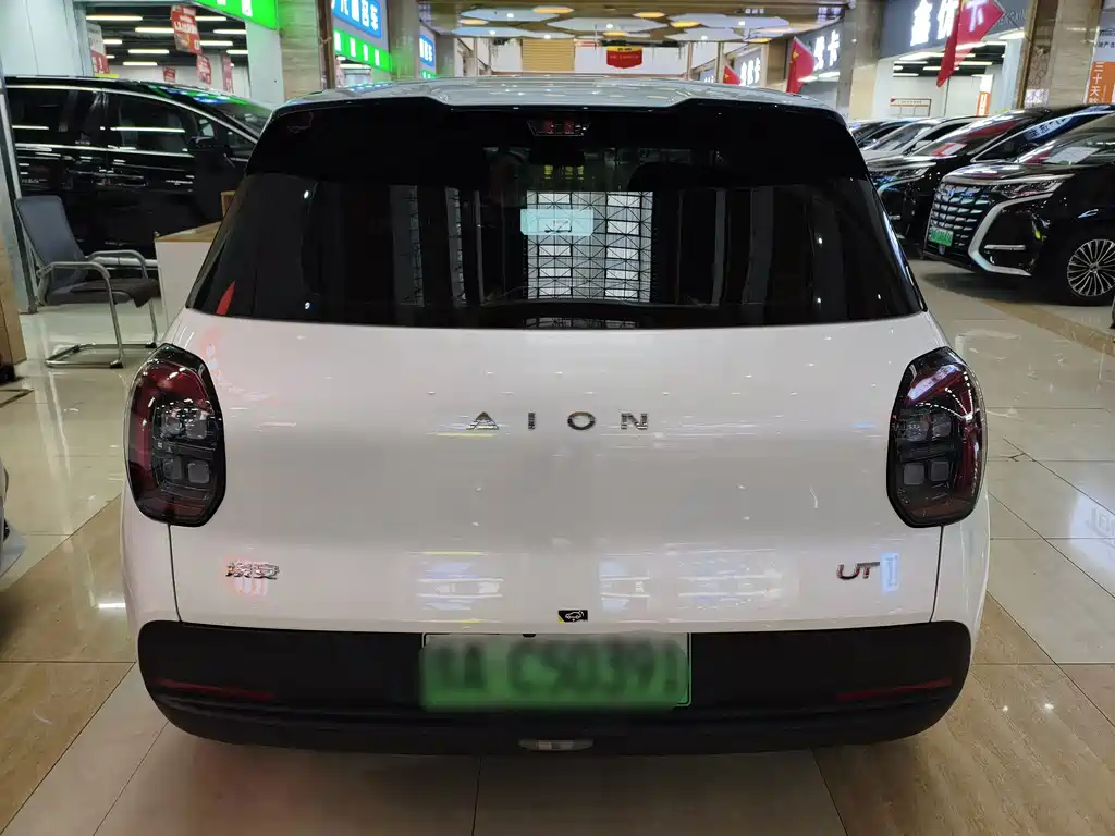 Aion AION UT — фото 8