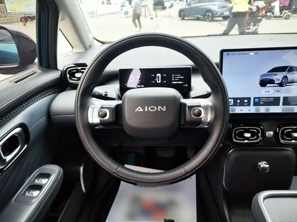 Aion AION UT — фото 10