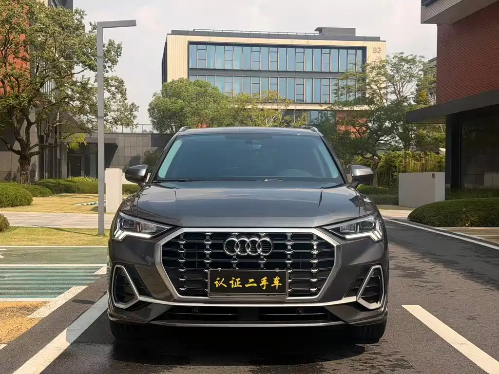 Audi Q3 — фото 2