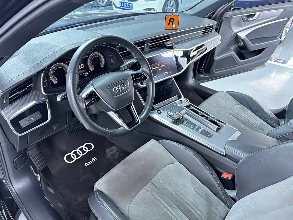Audi A6L — фото 5