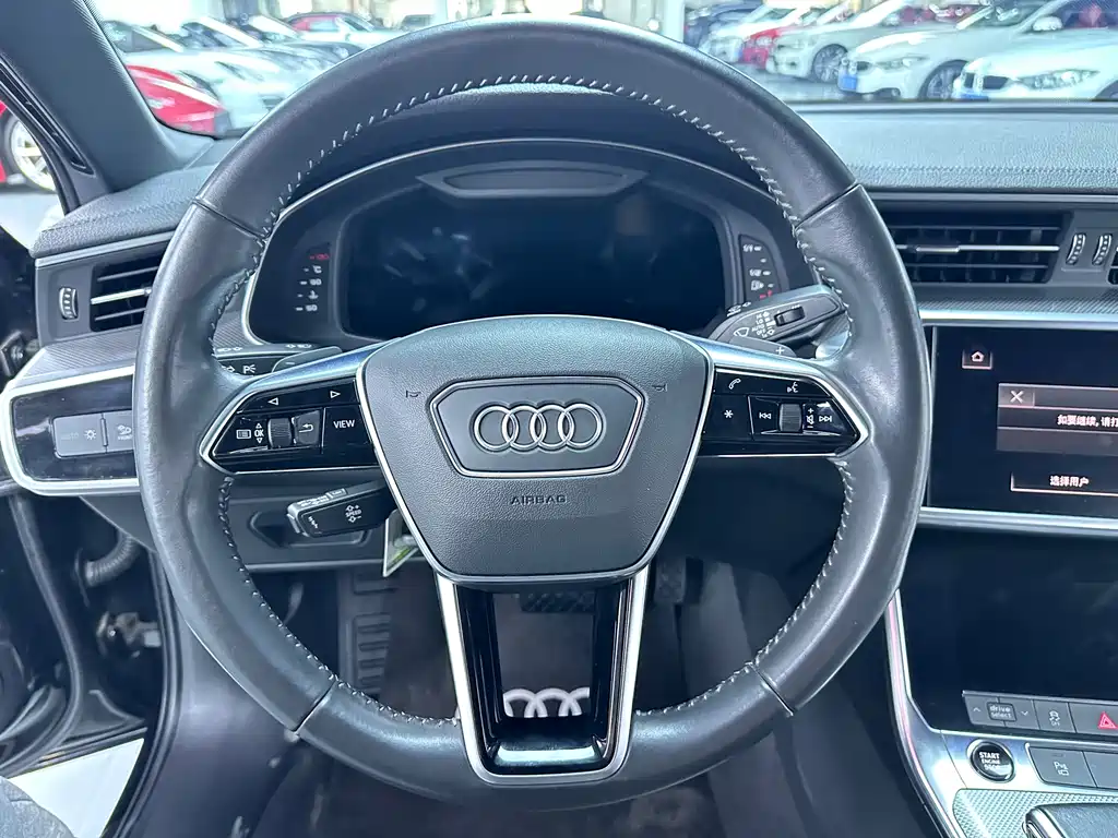 Audi A6L — фото 7