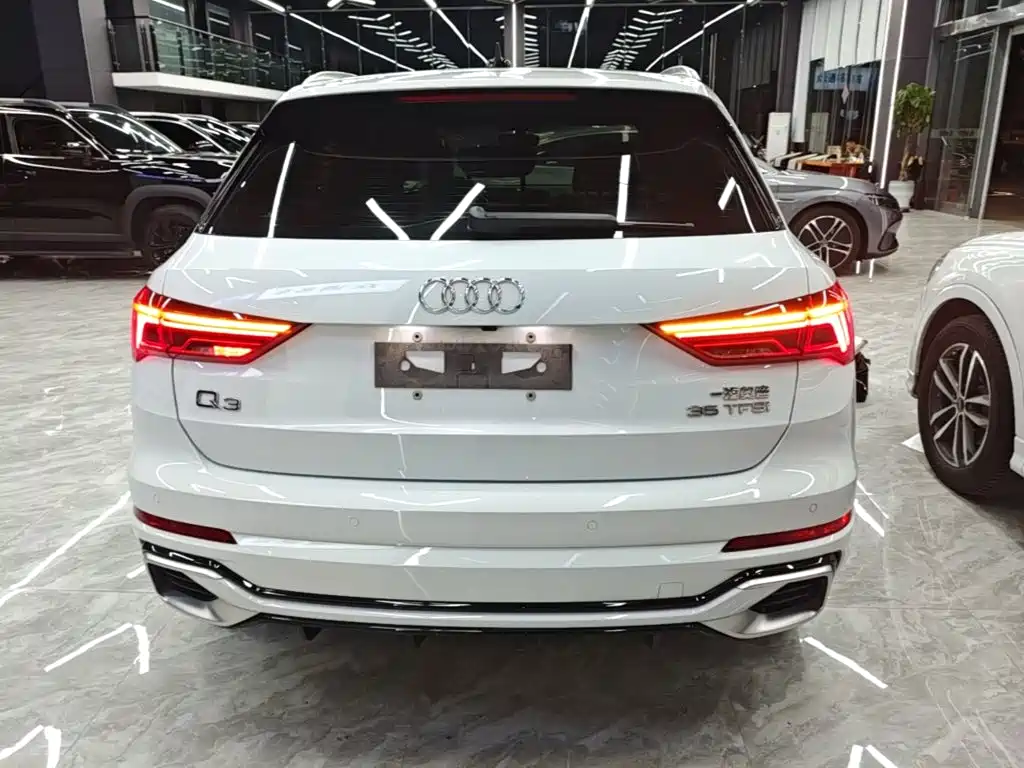 Audi Q3 — фото 4