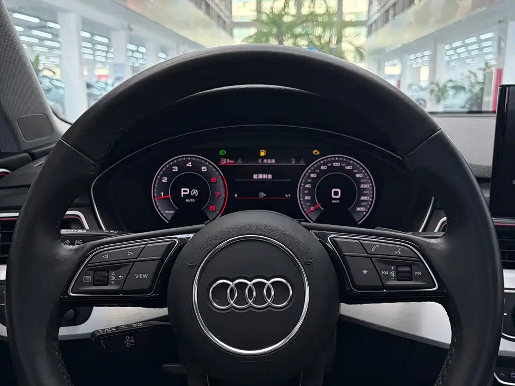 Audi A4L — фото 17