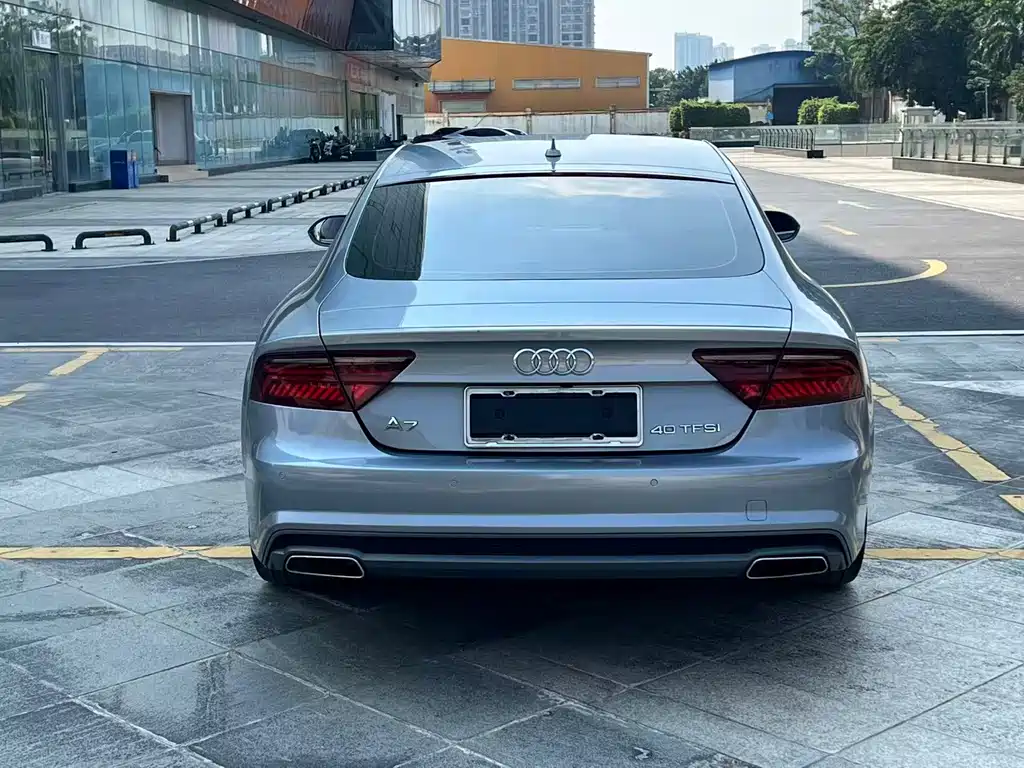 Audi A7 — фото 8
