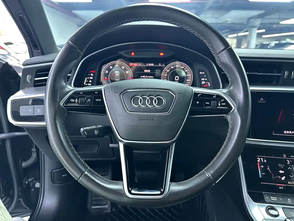 Audi A6L — фото 7