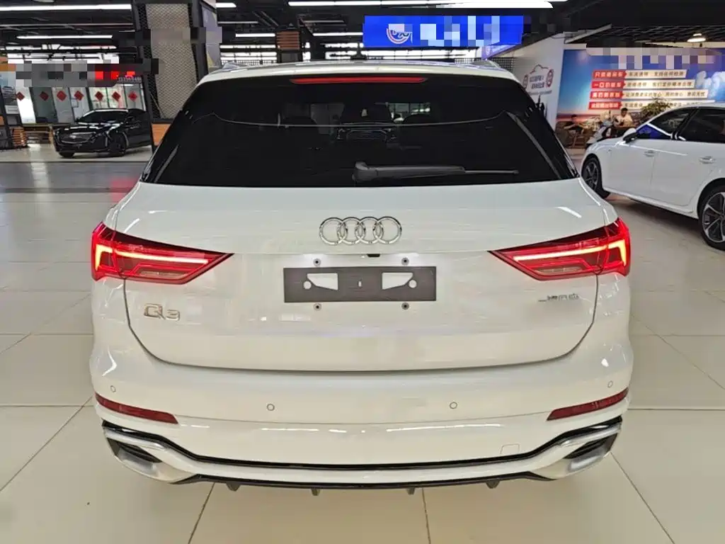 Audi Q3 — фото 5