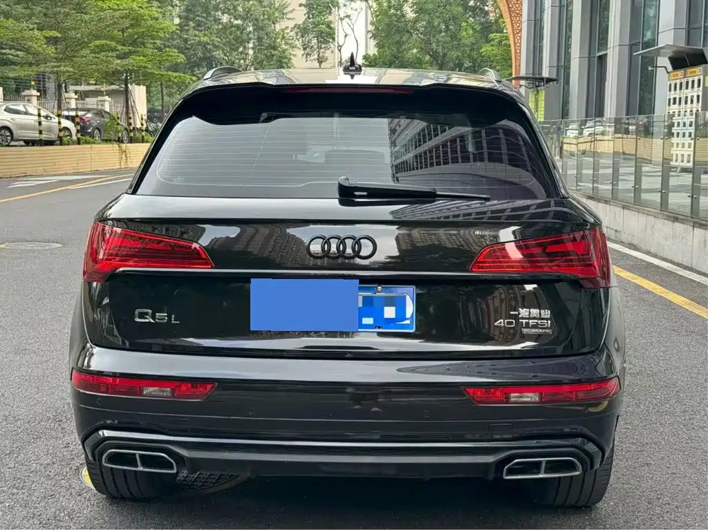 Audi Q5L — фото 4