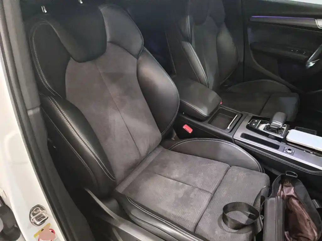 Audi Q5L Sportback — фото 25