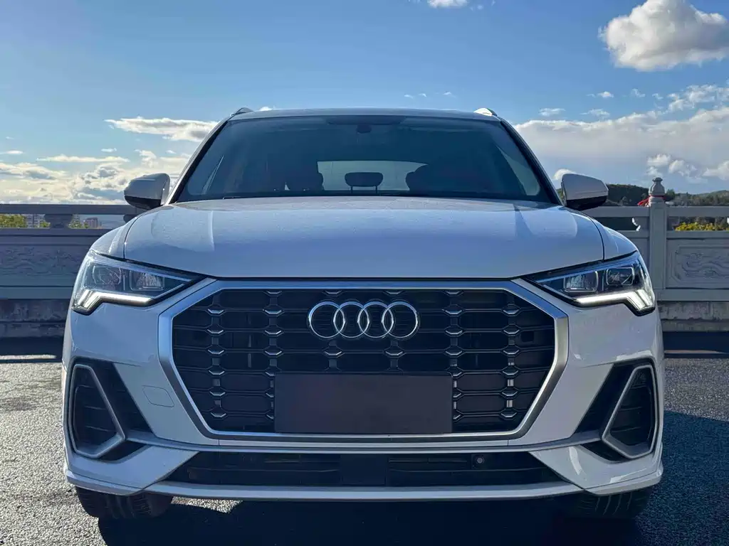 Audi Q3 — фото 2