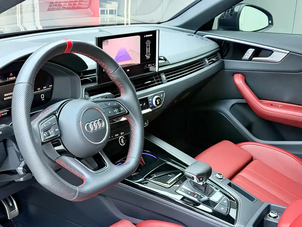 Audi A4L — фото 5