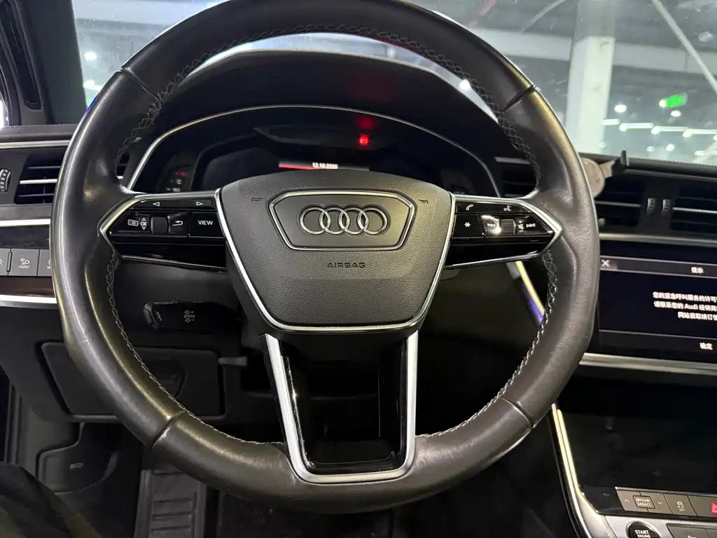 Audi A6L — фото 5