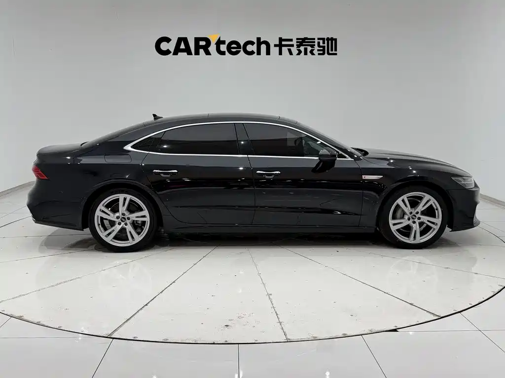 Audi A7L — фото 4