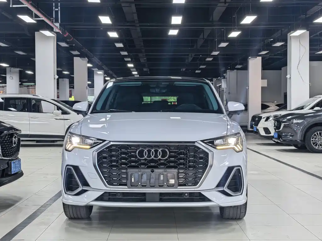 Audi Q3 Sportback — фото 2