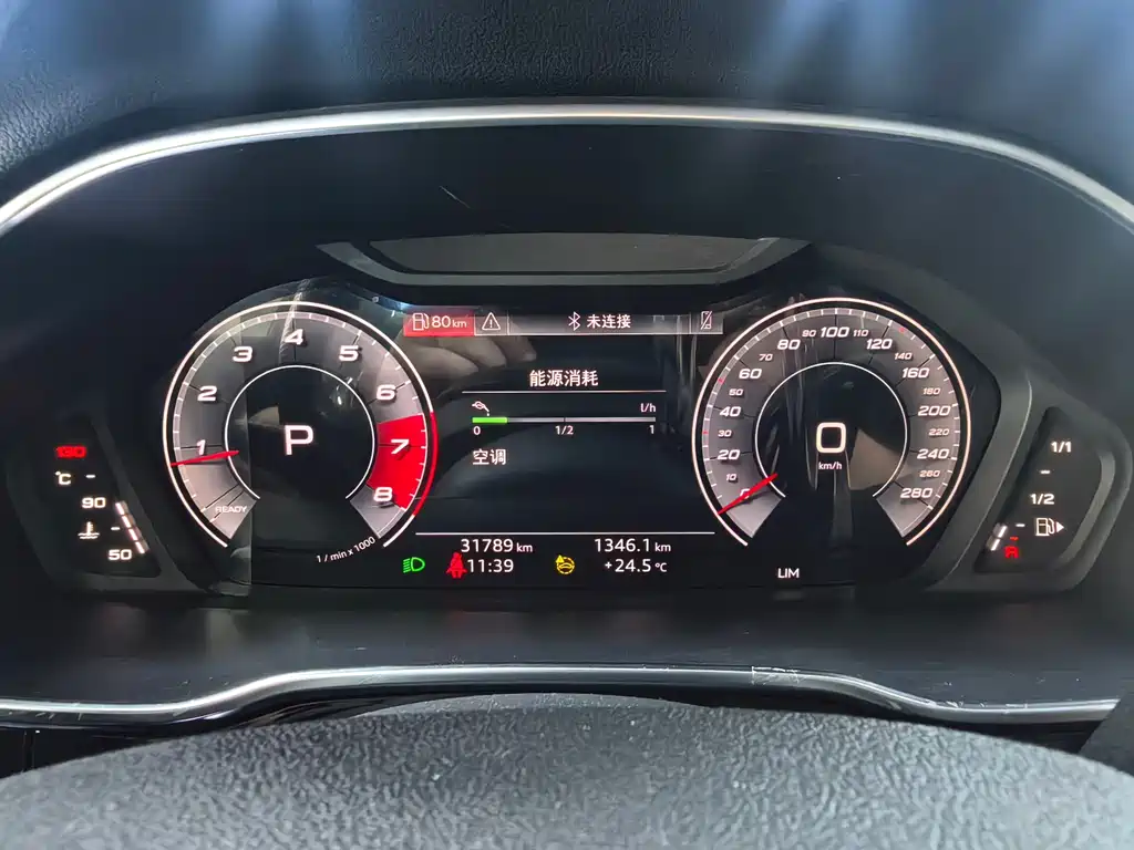 Audi Q3 Sportback — фото 13