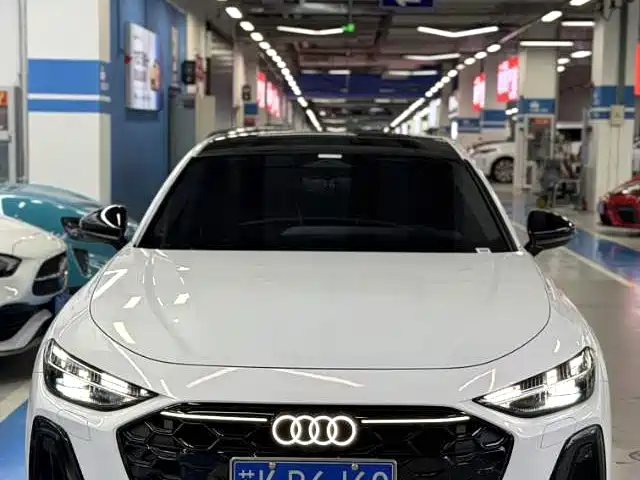 Audi A5L — фото 2