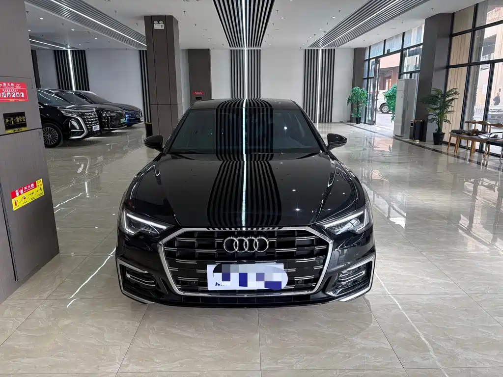 Audi A6L — фото 2