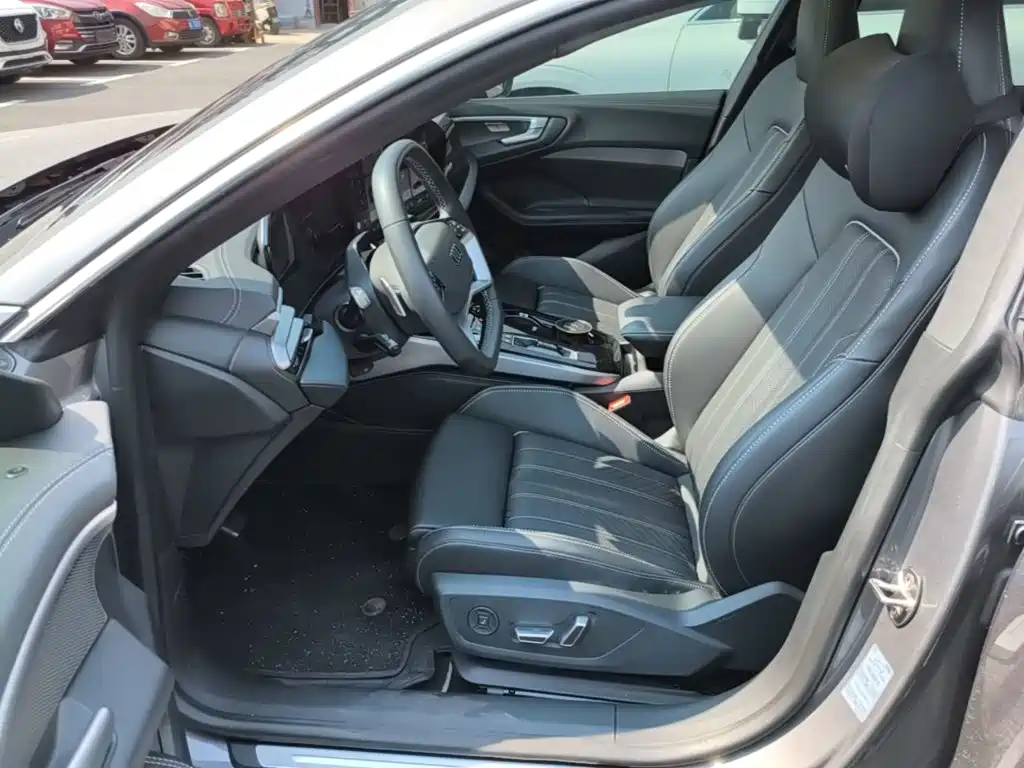 Audi A5L Sportback — фото 14