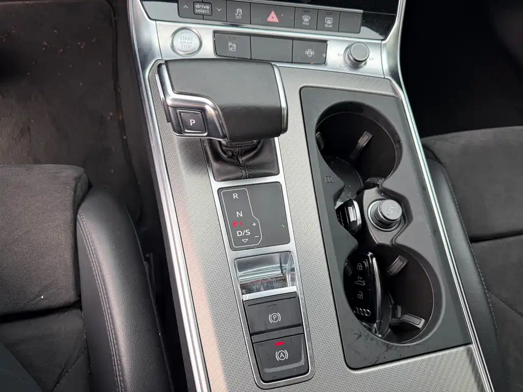 Audi A6 (Import) — фото 21