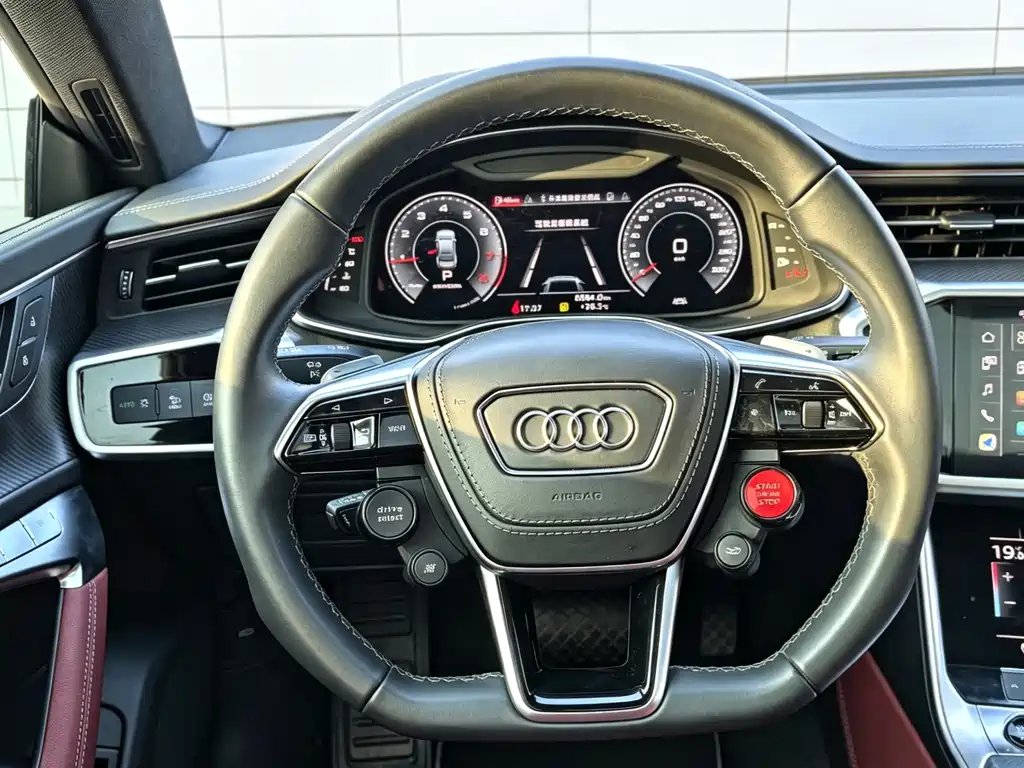 Audi A7L — фото 8