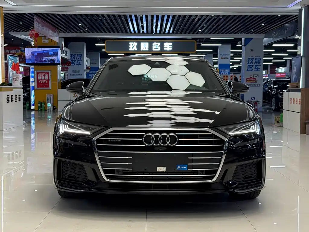 Audi A6L — фото 2