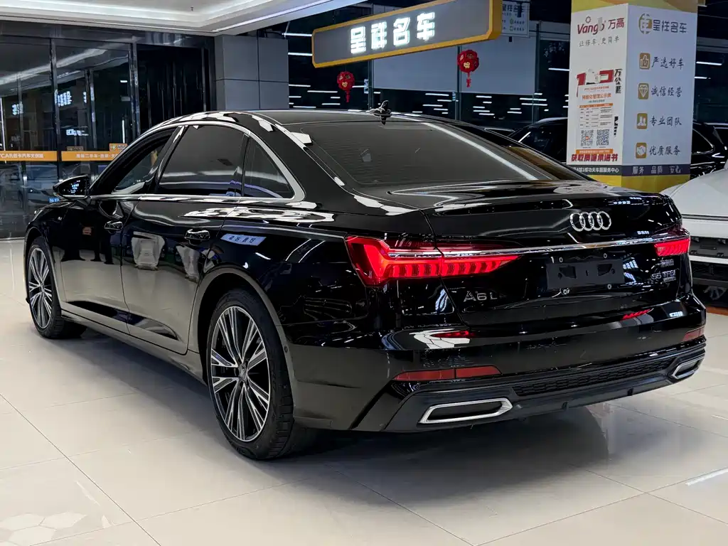 Audi A6L — фото 13