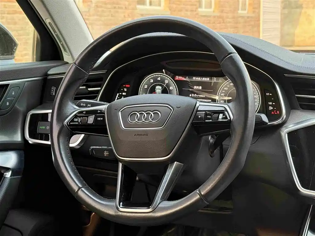 Audi A6L — фото 5