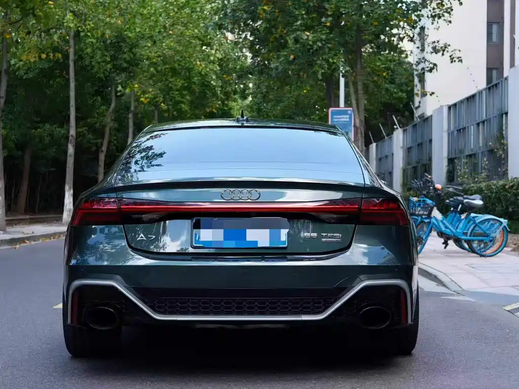 Audi A7 — фото 9