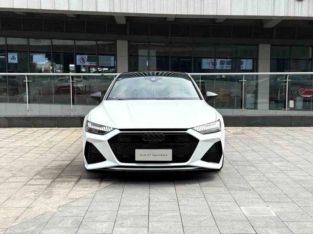 Audi A7 — фото 2