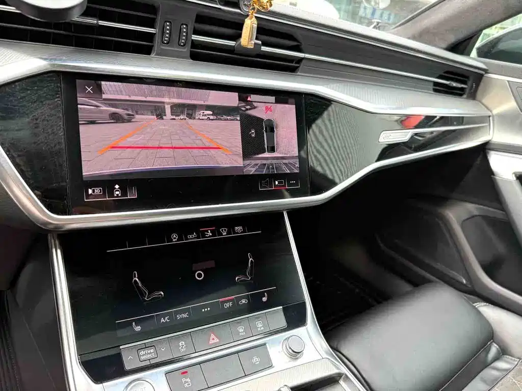 Audi A7 — фото 10