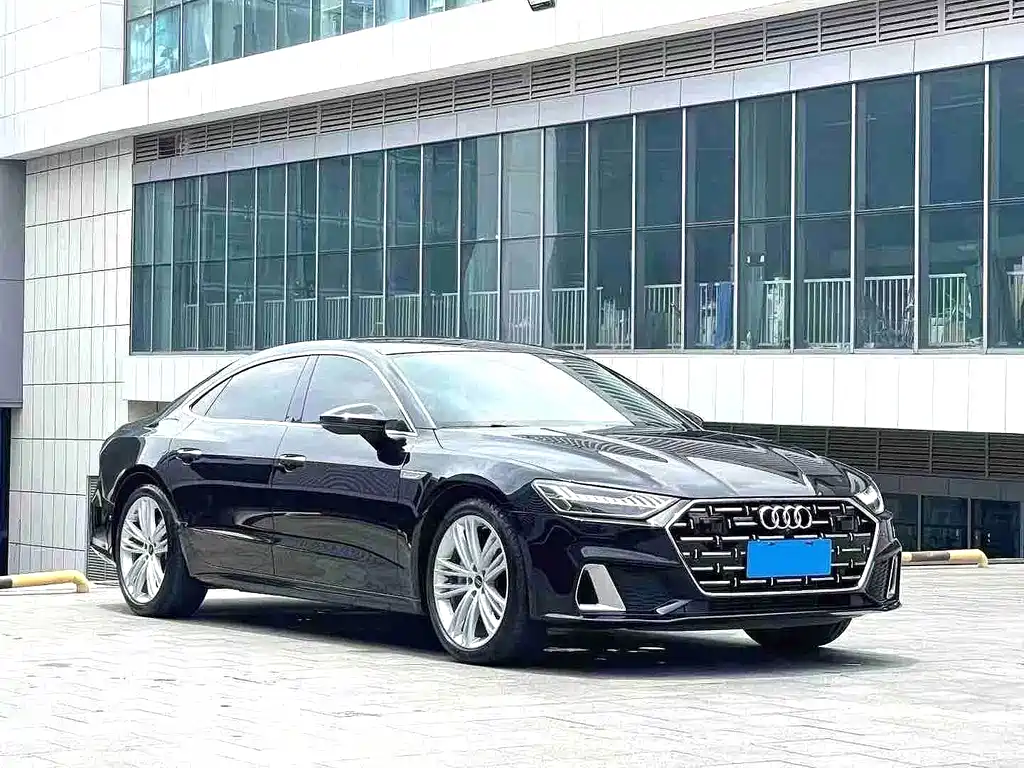 Audi A7L — фото 3