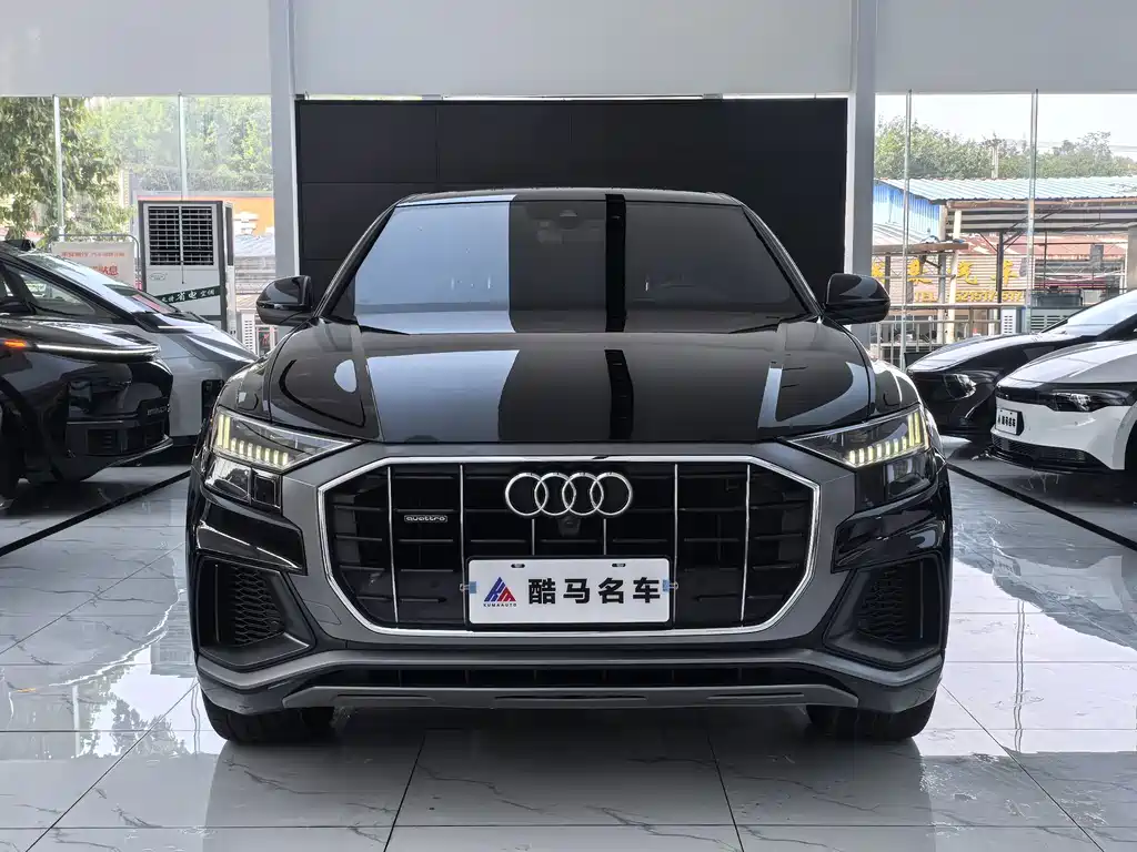Audi Q8 — фото 2