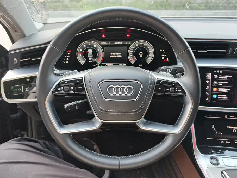 Audi A7L — фото 15